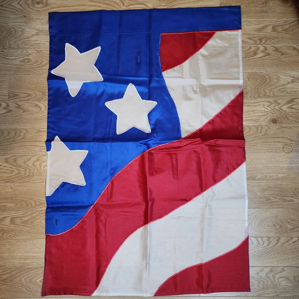 Vintage American Flag‎ Stars Wave Stripes 27 x 39 Garden Flag 100% Polyester